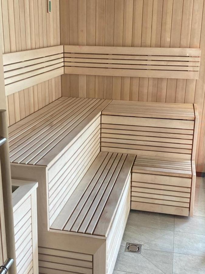 Apartament Delux Rewal Exteriör bild